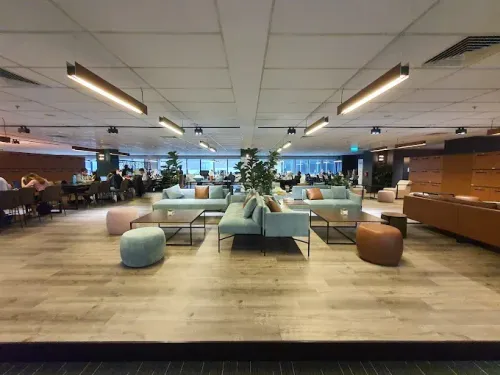 What Is a Flexible Workspace? Types, Benefits, and How to Choose